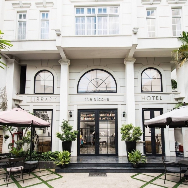 The Alcove Hotel